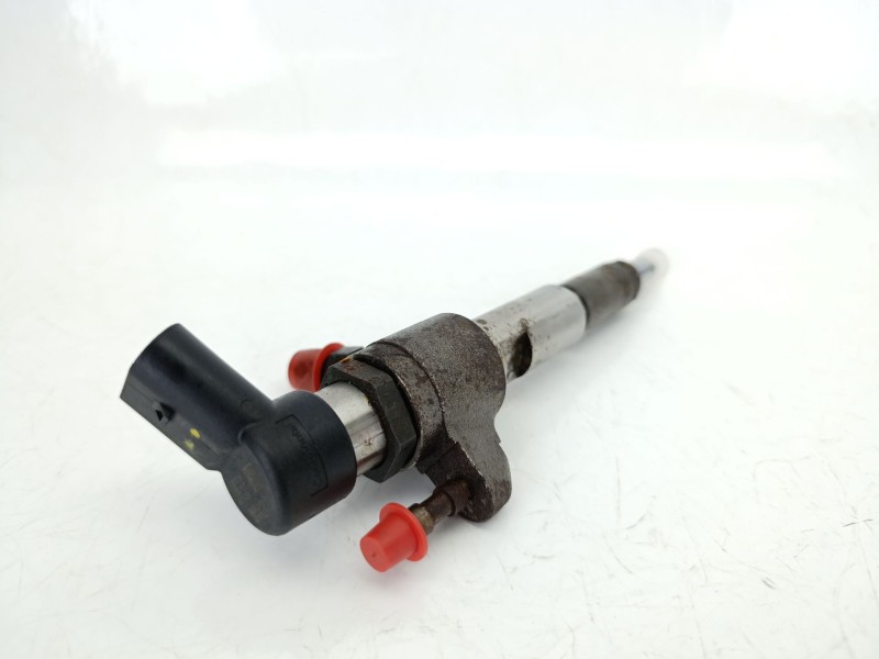 Recambio de inyector para ford focus iii turnier 1.6 tdci referencia OEM IAM 9674973080  