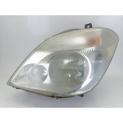 FARO IZQUIERDO A9068200561 
