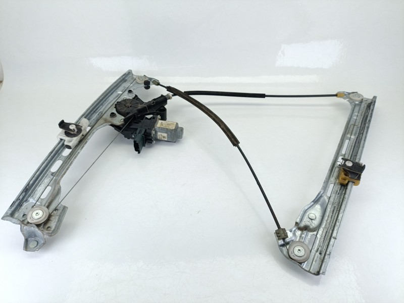 Recambio de elevalunas delantero izquierdo para renault megane iv hatchback (b9a/m/n_) 1.2 tce 100 (b9ms) referencia OEM IAM 807