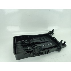 SOPORTE BATERIA 5R3915331A 