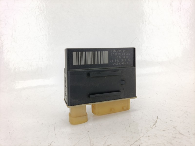 Recambio de caja precalentamiento para peugeot 5008 (0u_, 0e_) 1.6 hdi referencia OEM IAM 966257088  