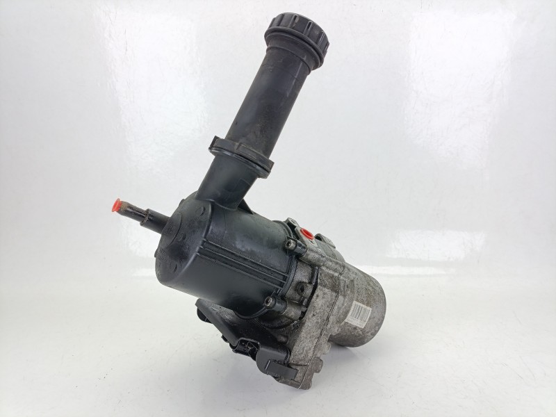 Recambio de bomba direccion para peugeot 5008 (0u_, 0e_) 1.6 hdi referencia OEM IAM 9675811080  