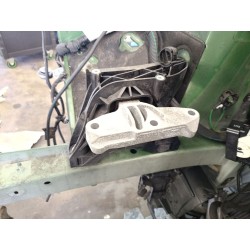 SOPORTE MOTOR DERECHO 1609008980 