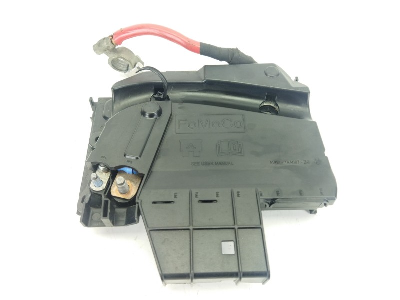 Recambio de caja reles / fusibles para ford focus iii 1.5 tdci referencia OEM IAM AV6T14A067BC  