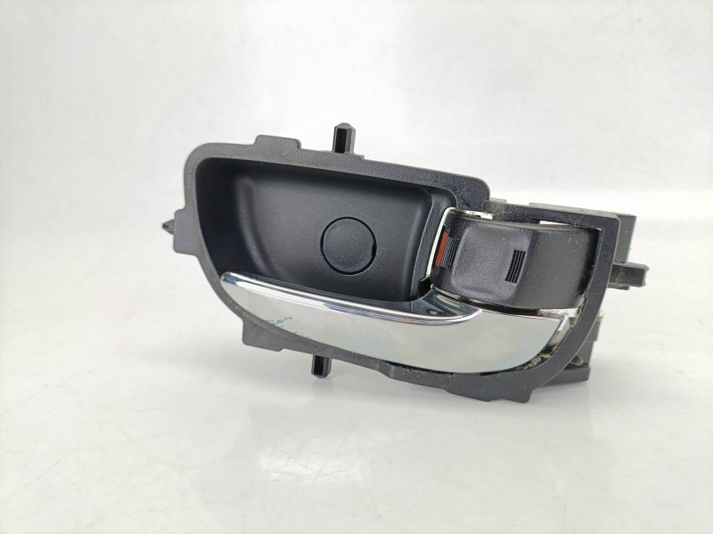 Recambio de maneta interior delantera derecha para toyota yaris (_p13_) 1.4 d (nlp130_) referencia OEM IAM 692050D270  