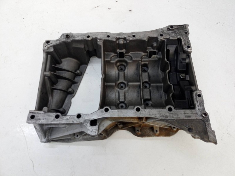 Recambio de carter para renault koleos i (hy_) 2.0 dci 4x4 (hy0k) referencia OEM IAM 8200672739  