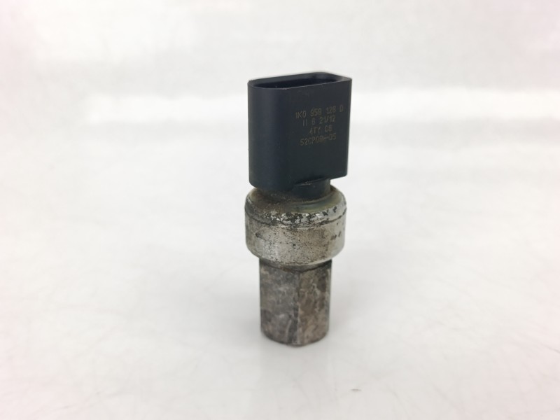 Recambio de sensor para volkswagen golf vi (5k1) 2.0 tdi referencia OEM IAM 1K0959126D  