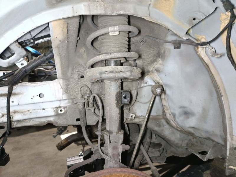 Recambio de amortiguador delantero izquierdo para opel corsa e (x15) 1.3 cdti (08, 68) referencia OEM IAM 13434137  