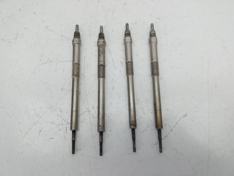 Recambio de calentadores para renault koleos i (hy_) 2.0 dci 4x4 (hy0k) referencia OEM IAM 8200561251  
