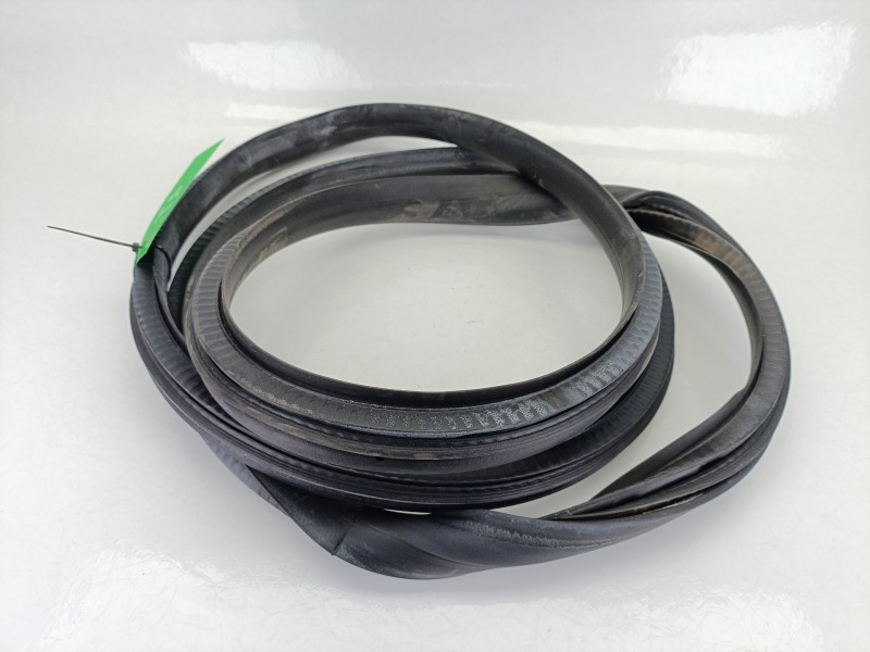 Recambio de gomas contorno puerta para renault megane iv hatchback (b9a/m/n_) 1.2 tce 100 (b9ms) referencia OEM IAM   