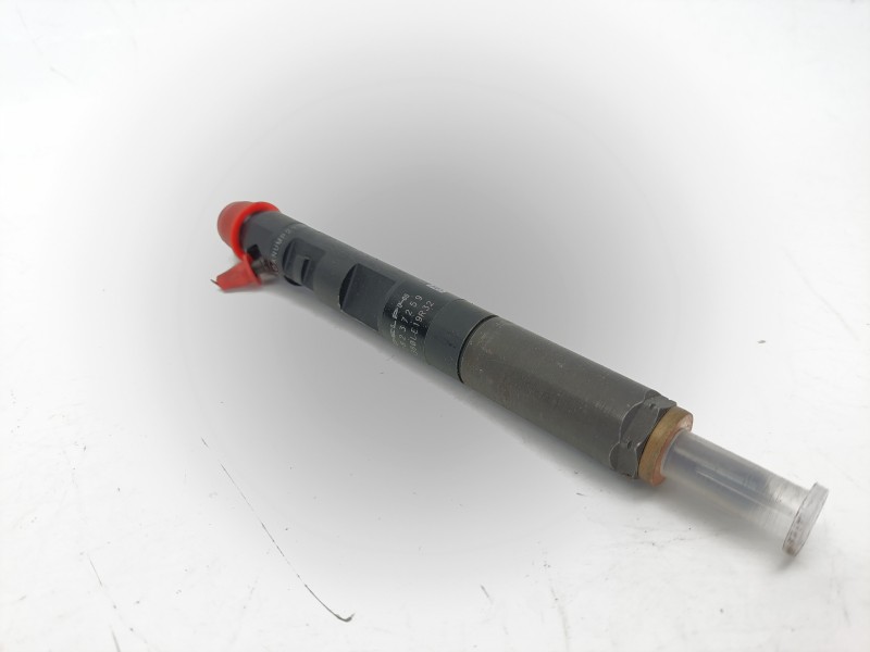 Recambio de inyector para renault clio iii (br0/1, cr0/1) 1.5 dci referencia OEM IAM 166000897R  