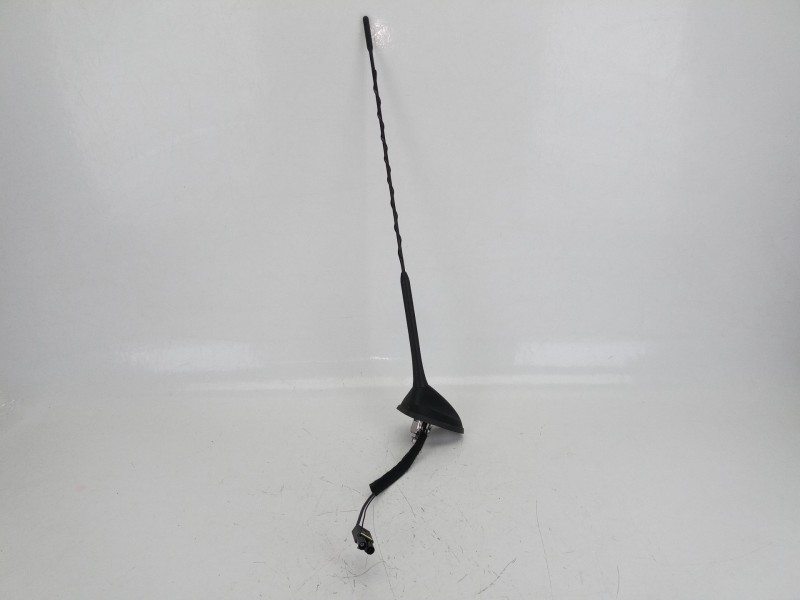 Recambio de base de antena para ford focus iii 1.5 tdci referencia OEM IAM AM5T18828BF  