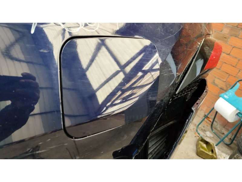 Recambio de tapa exterior combustible para toyota rav 4 v (_a5_, _h5_) 2.5 hybrid (axah52) referencia OEM IAM 7735042100  