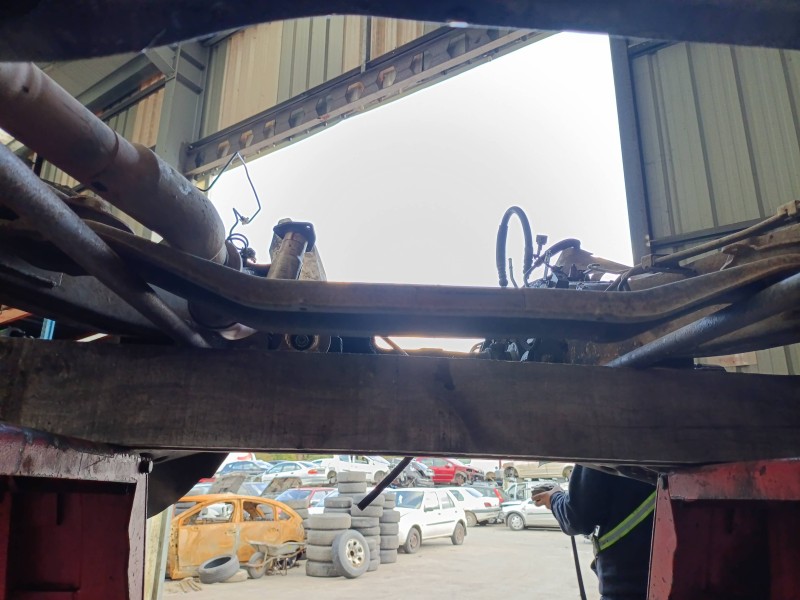 Recambio de soporte cambio para nissan terrano ii (r20) 2.7 tdi 4wd referencia OEM IAM   