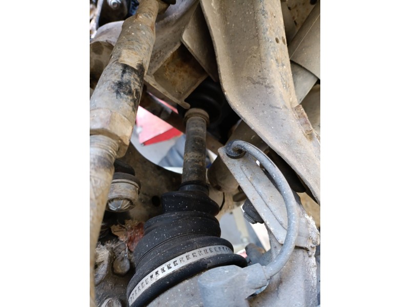 Recambio de transmision delantera izquierda para nissan terrano ii (r20) 2.7 tdi 4wd referencia OEM IAM   