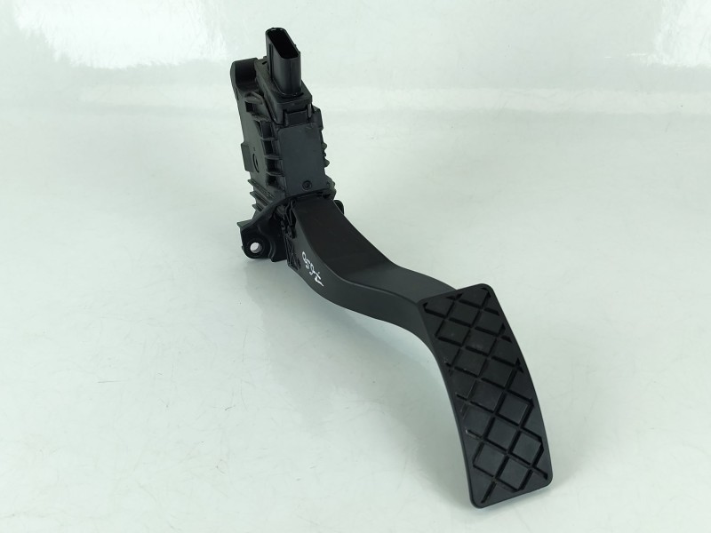 Recambio de pedal acelerador para seat leon st (5f8) 1.6 tdi referencia OEM IAM 5Q1723503K  