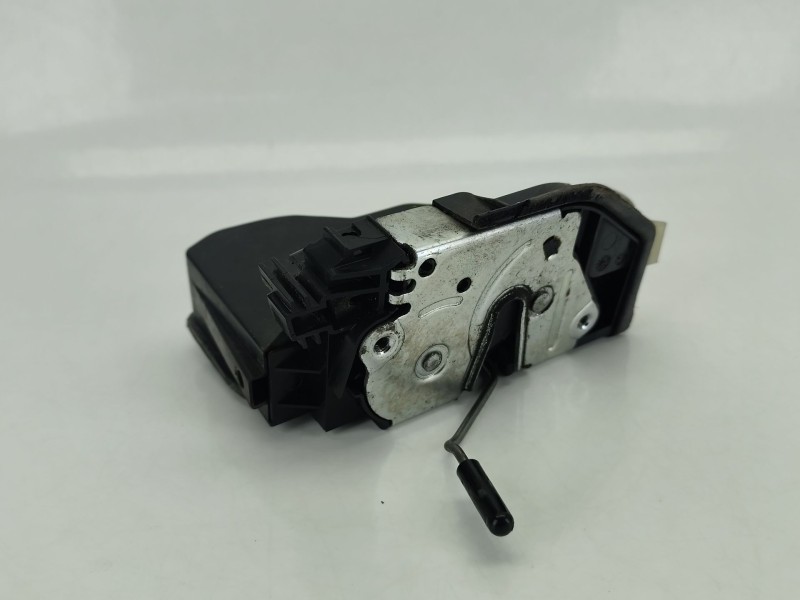 Recambio de cerradura puerta delantera izquierda para bmw x1 (e84) sdrive 20 d referencia OEM IAM 51217229461  