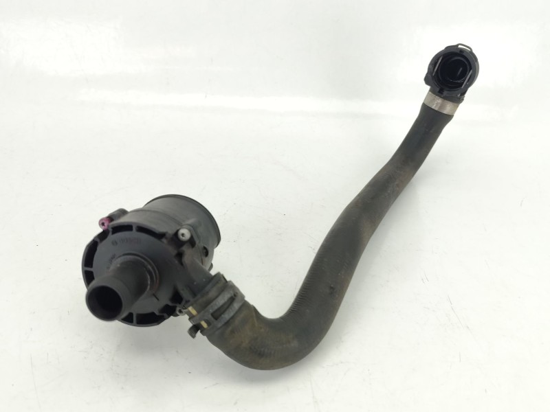 Recambio de bomba agua para land rover discovery sport (l550) 2.0 d 4x4 referencia OEM IAM DX2318D474AC  