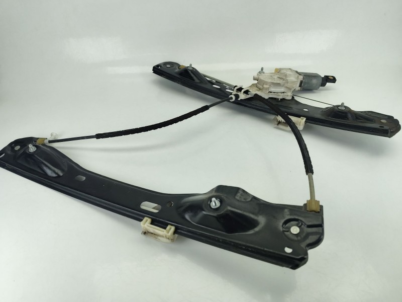 Recambio de elevalunas delantero izquierdo para bmw x1 (e84) sdrive 20 d referencia OEM IAM 51332990385  