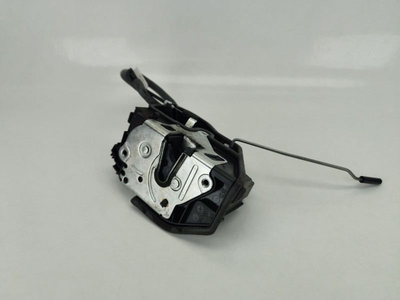 Recambio de cerradura puerta trasera derecha para bmw x1 (e84) sdrive 20 d referencia OEM IAM 51227229460  