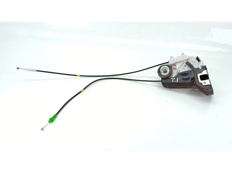 Recambio de cerradura puerta trasera izquierda para toyota yaris (_p13_) 1.0 (ksp130_) referencia OEM IAM 690600D320  