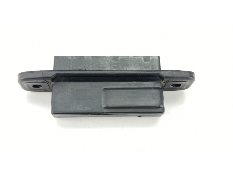 Recambio de maneta porton para toyota yaris (_p13_) 1.0 (ksp130_) referencia OEM IAM 8484005040  