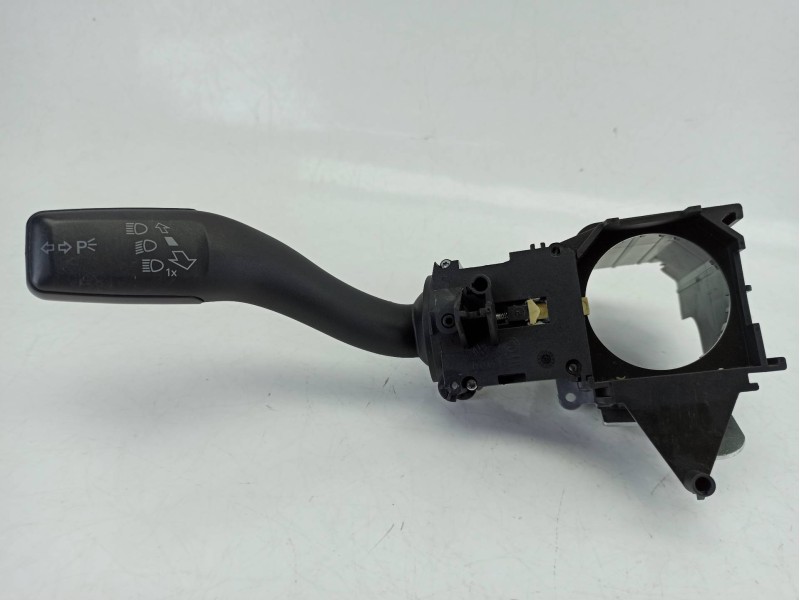 Recambio de mando intermitentes para audi a6 c6 avant (4f5) 2.7 tdi referencia OEM IAM 4E0953513G  