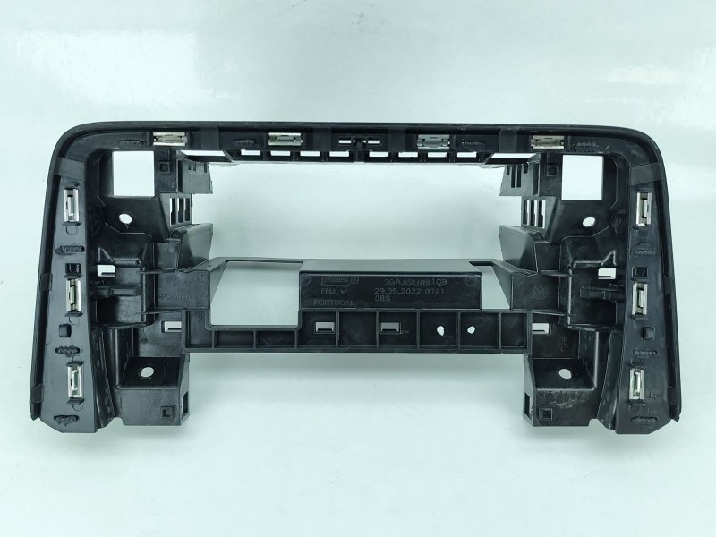 Recambio de moldura para volkswagen t-roc (a11, d11) 1.0 tsi referencia OEM IAM 2GA858019  