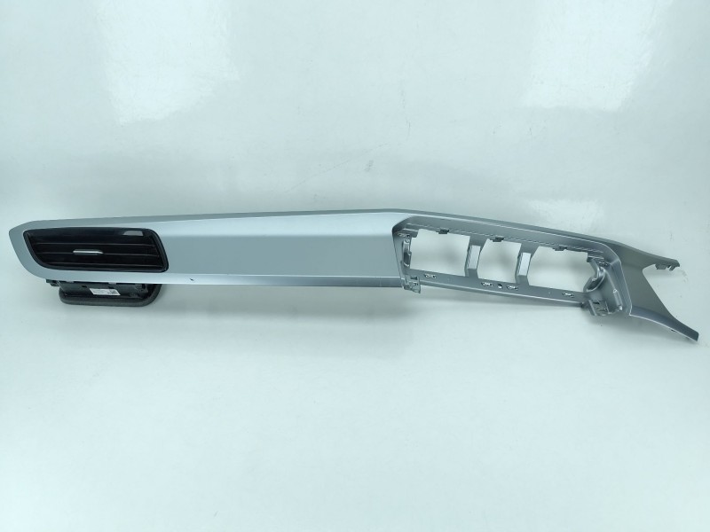 Recambio de rejilla aireadora para volkswagen t-roc (a11, d11) 1.0 tsi referencia OEM IAM 2GA858036  