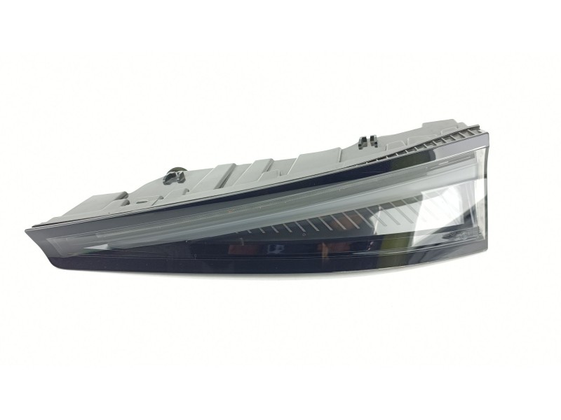 Recambio de piloto trasero derecho interior para renault austral tce 130 referencia OEM IAM 265507477R 2SD01670002 