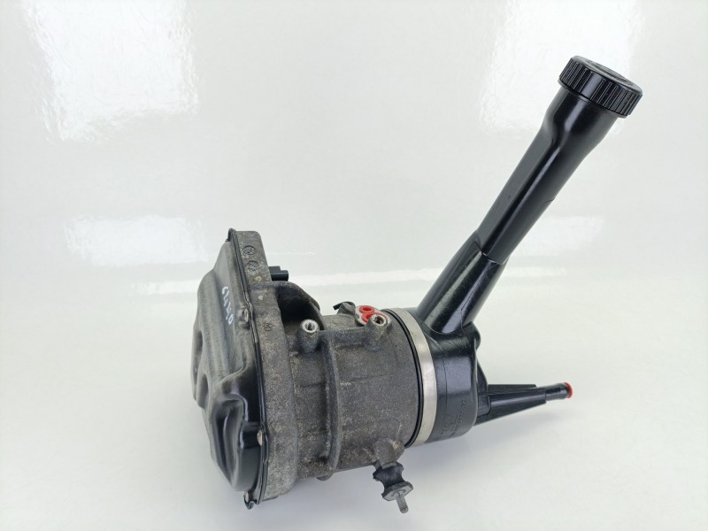 Recambio de bomba direccion para peugeot 308 i (4a_, 4c_) 1.6 hdi referencia OEM IAM 9670700380  