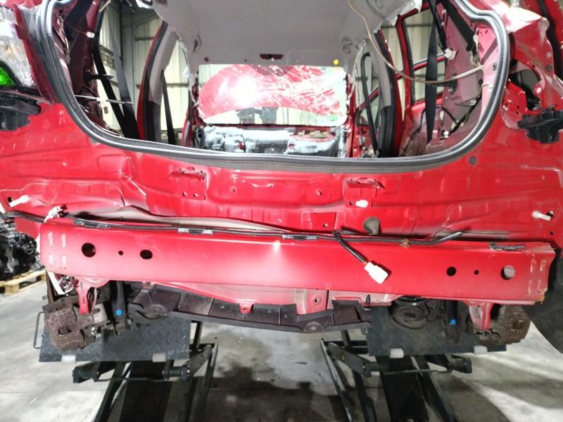 Recambio de refuerzo paragolpes trasero para toyota yaris (_p13_) 1.0 (ksp130_) referencia OEM IAM   