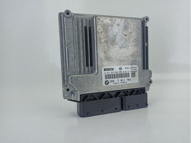 Recambio de centralita motor uce para bmw 1 (e87) 118 d referencia OEM IAM 7811701  
