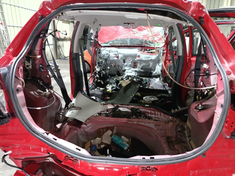 Recambio de gomas contorno puerta para toyota yaris (_p13_) 1.0 (ksp130_) referencia OEM IAM   