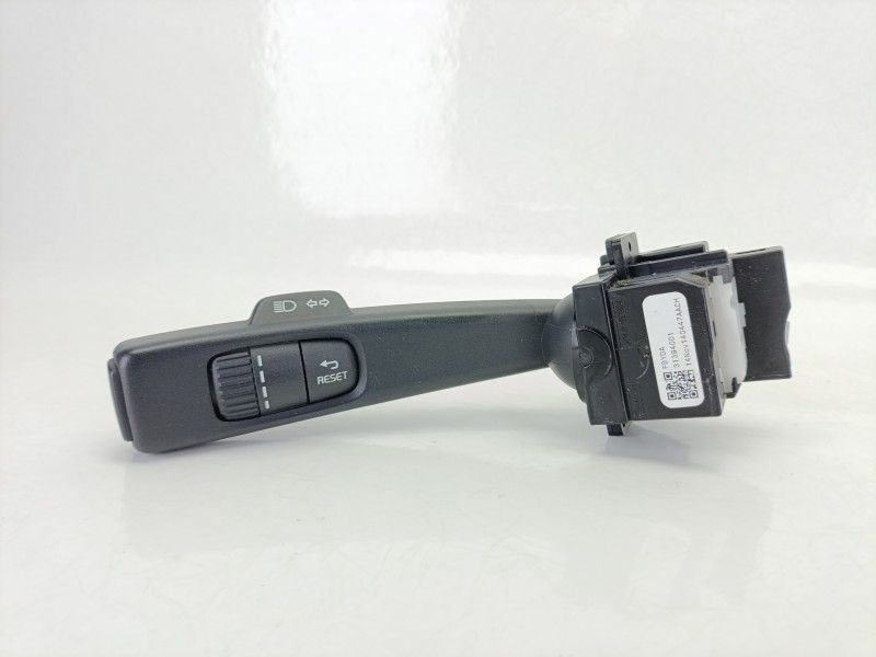 Recambio de mando intermitentes para volvo v40 hatchback (525) d2 referencia OEM IAM 31394001  