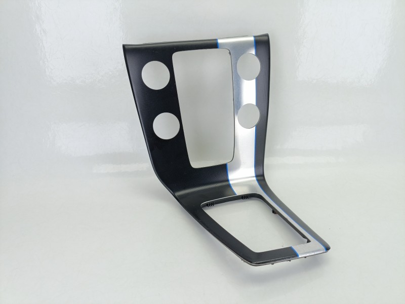 Recambio de moldura para volvo v40 hatchback (525) d2 referencia OEM IAM 08632794  